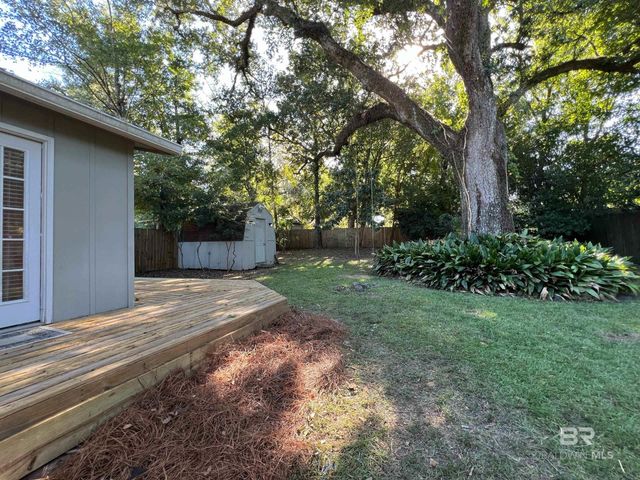 217 S Mobile Street, Fairhope, AL 36532