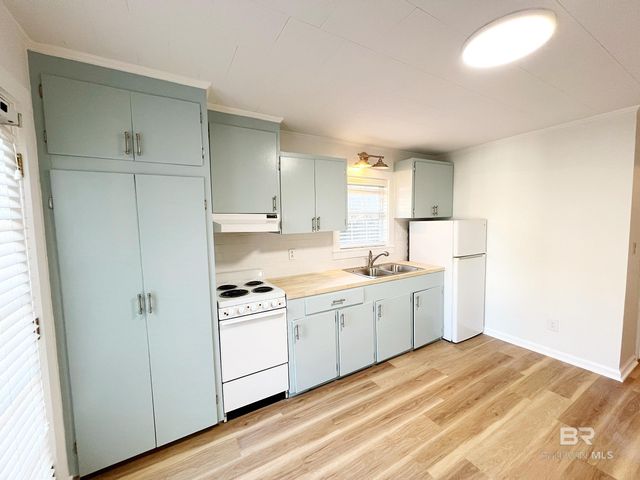 217 S Mobile Street, Fairhope, AL 36532