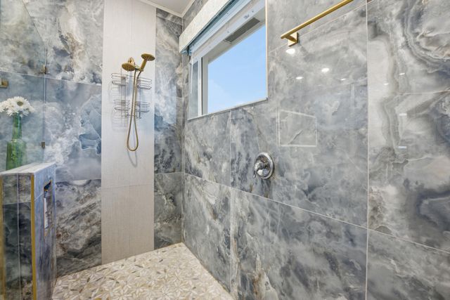 984 Sterling Pine Place, Loxahatchee, FL 33470