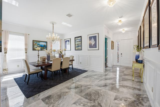 984 Sterling Pine Place, Loxahatchee, FL 33470