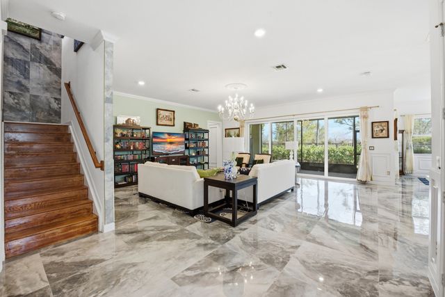 984 Sterling Pine Place, Loxahatchee, FL 33470