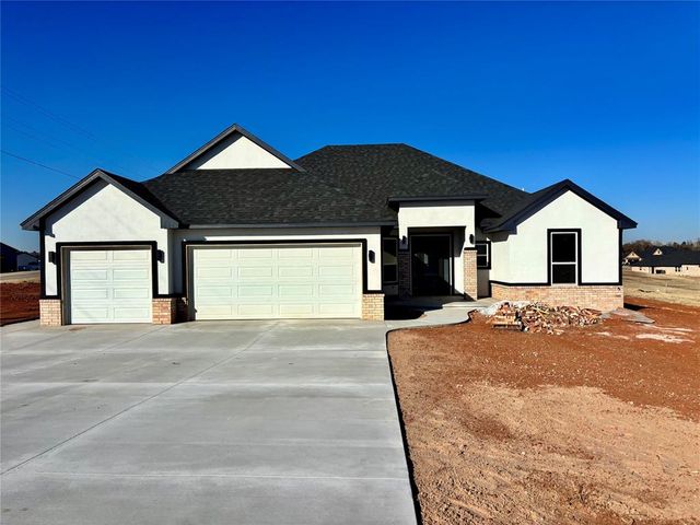 2440 Canyon Circle, Blanchard, OK 73010