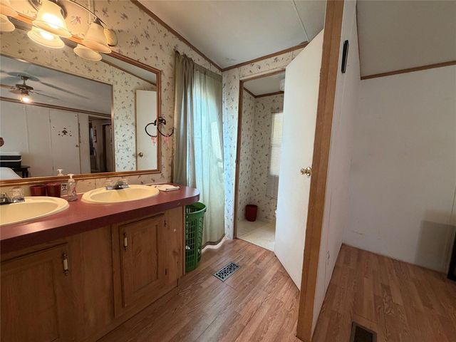 1100 Liberty Avenue, Livingston, TX 77351