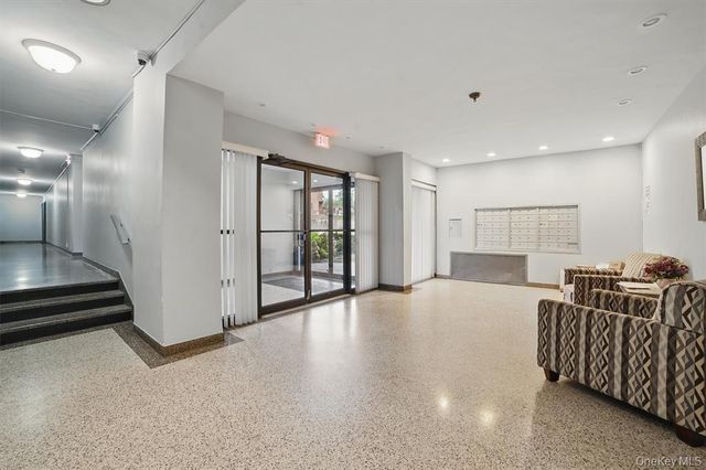 682 TUCKAHOE Road 3D, Yonkers, NY 10710