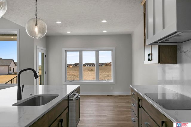 3665 Wilderness Hills Boulevard, Lincoln, NE 68516