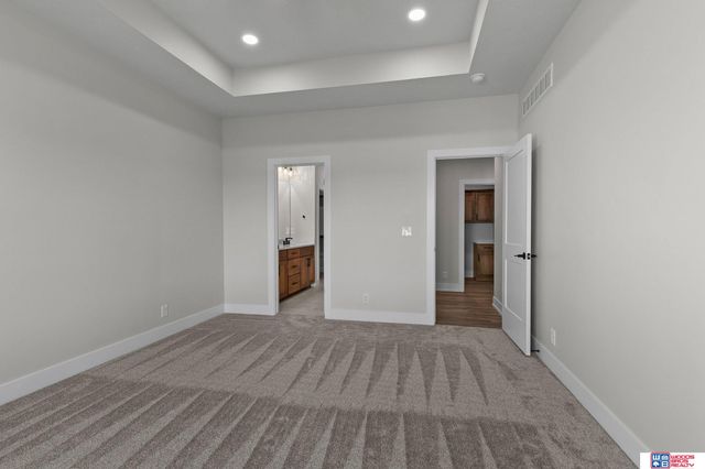 3665 Wilderness Hills Boulevard, Lincoln, NE 68516