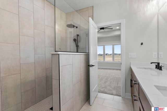 3665 Wilderness Hills Boulevard, Lincoln, NE 68516