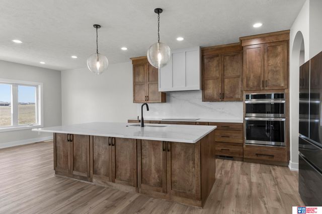 3665 Wilderness Hills Boulevard, Lincoln, NE 68516