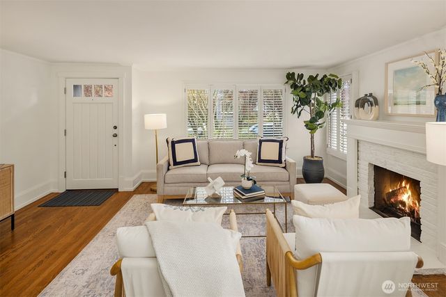 4340 NE 56th Street, Seattle, WA 98105