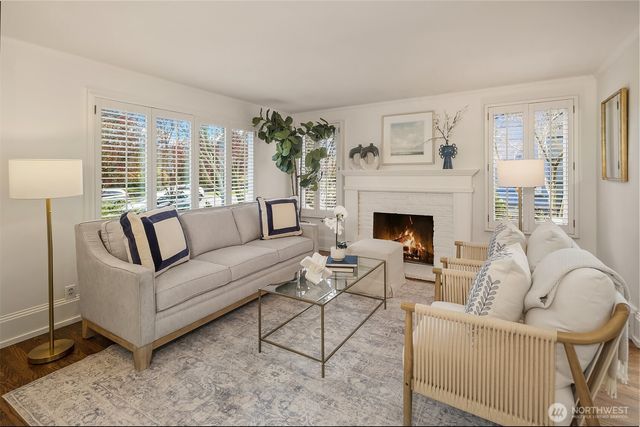 4340 NE 56th Street, Seattle, WA 98105