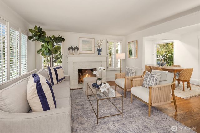 4340 NE 56th Street, Seattle, WA 98105