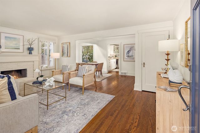 4340 NE 56th Street, Seattle, WA 98105