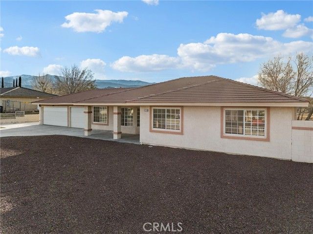 9550 Riggins, Phelan, CA 92371