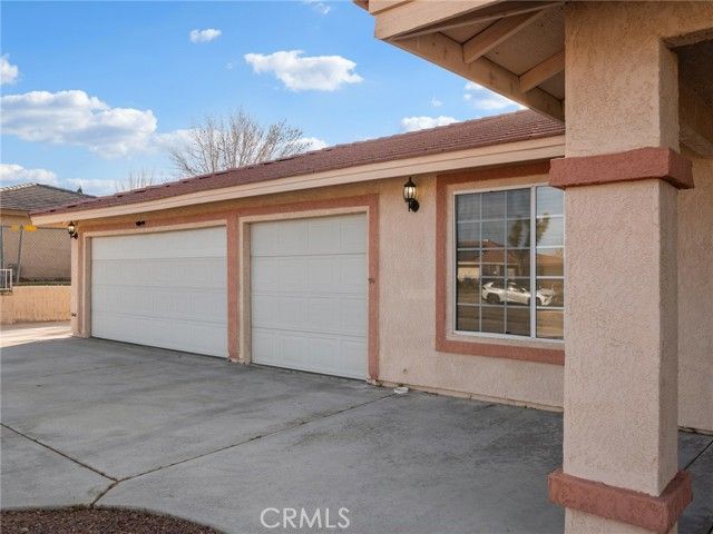 9550 Riggins, Phelan, CA 92371