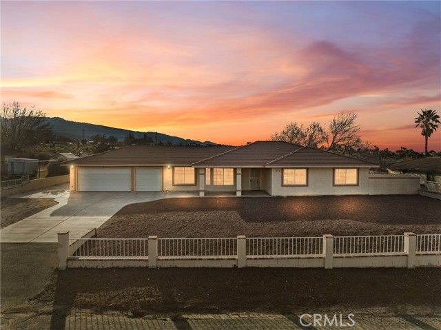 9550 Riggins, Phelan, CA 92371