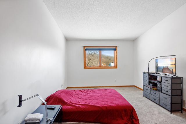 13475 Glenhurst Avenue, Savage, MN 55378