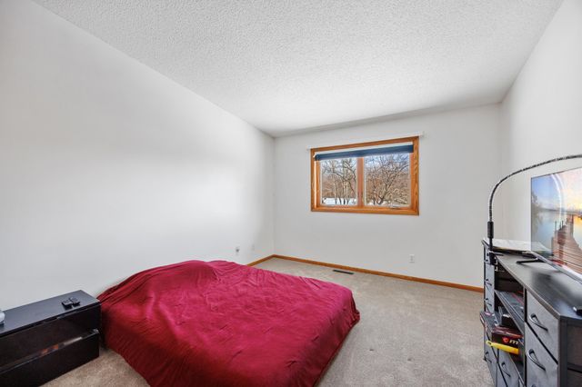 13475 Glenhurst Avenue, Savage, MN 55378