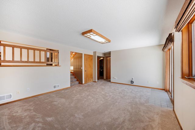 13475 Glenhurst Avenue, Savage, MN 55378