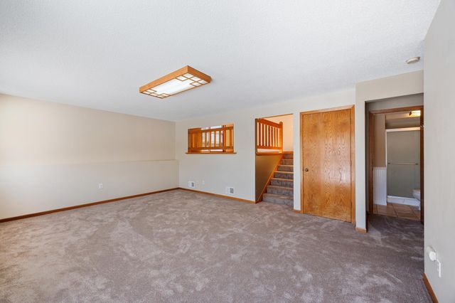 13475 Glenhurst Avenue, Savage, MN 55378