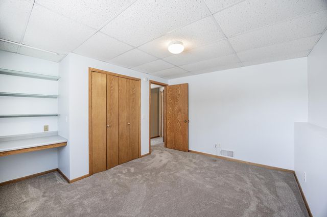 13475 Glenhurst Avenue, Savage, MN 55378