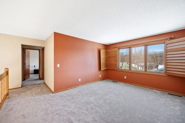 13475 Glenhurst Avenue, Savage, MN 55378