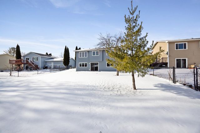 13475 Glenhurst Avenue, Savage, MN 55378