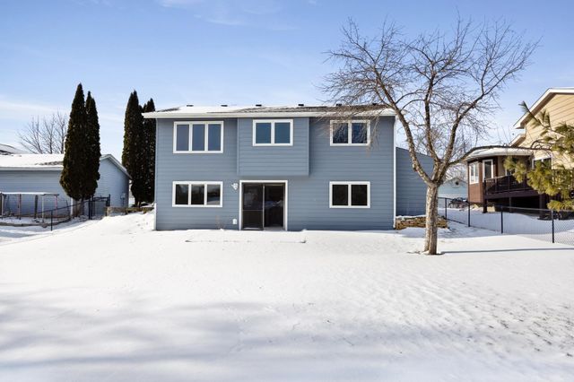 13475 Glenhurst Avenue, Savage, MN 55378