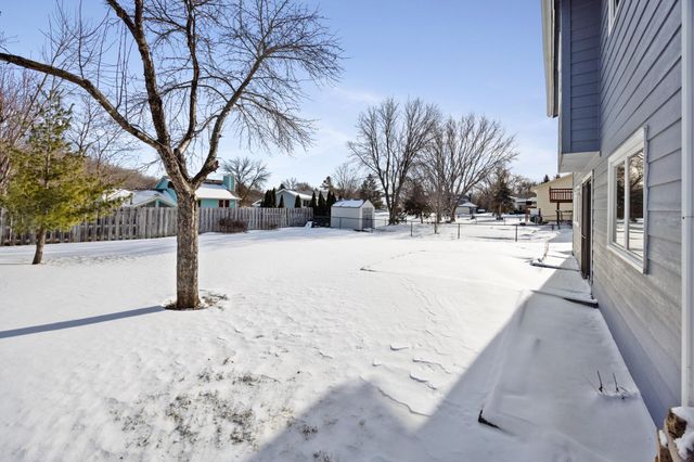 13475 Glenhurst Avenue, Savage, MN 55378