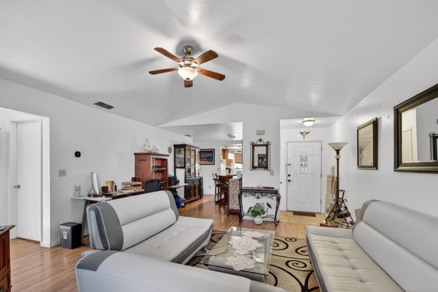 3072 Radford Way, Turlock, CA 95382