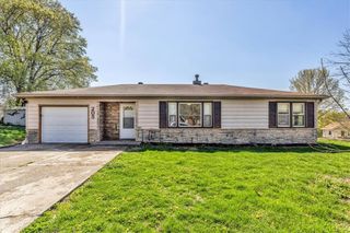 205 E Longfellow Street, Claycomo, MO 64119