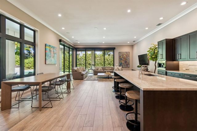 4115 W ZELAR STREET, Tampa, FL 33629