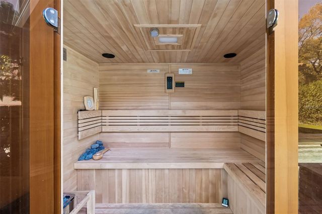 4115 W ZELAR STREET, Tampa, FL 33629