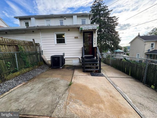 119 PENNSYLVANIA AVE, Coatesville, PA 19320