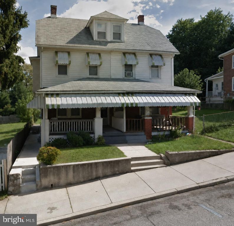 119 PENNSYLVANIA AVE, Coatesville, PA 19320