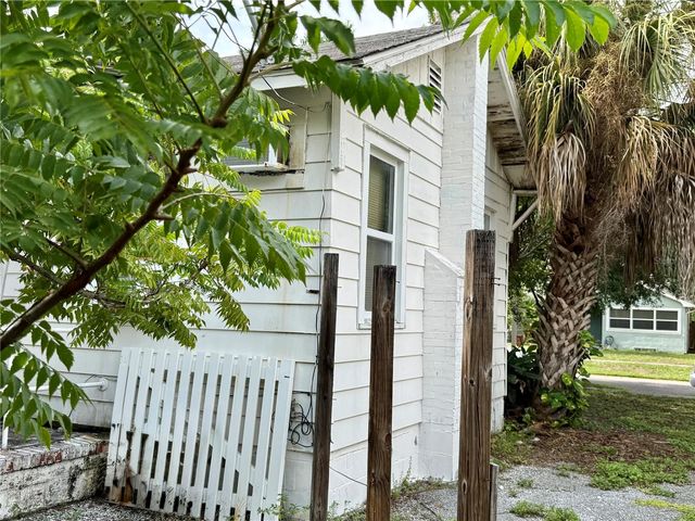 766 51ST AVENUE N, St Petersburg, FL 33703
