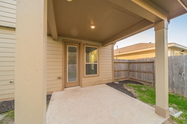 27618 Mesabe Drive, Magnolia, TX 77354