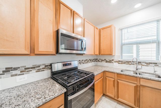 27618 Mesabe Drive, Magnolia, TX 77354