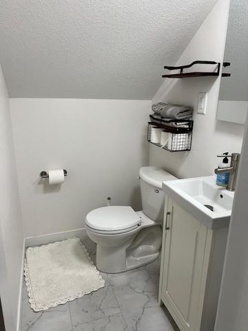 800 N Marshall Avenue, Litchfield, MN 55355