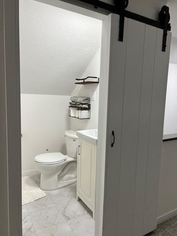 800 N Marshall Avenue, Litchfield, MN 55355