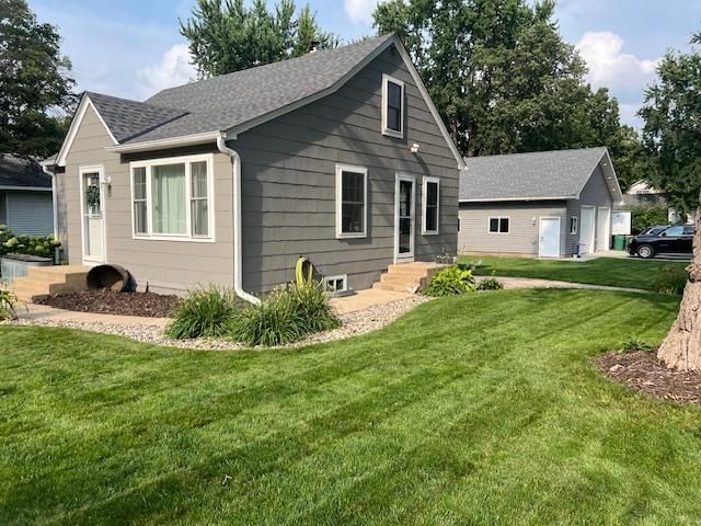 800 N Marshall Avenue, Litchfield, MN 55355