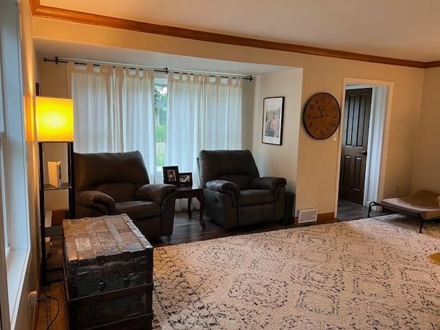 800 N Marshall Avenue, Litchfield, MN 55355