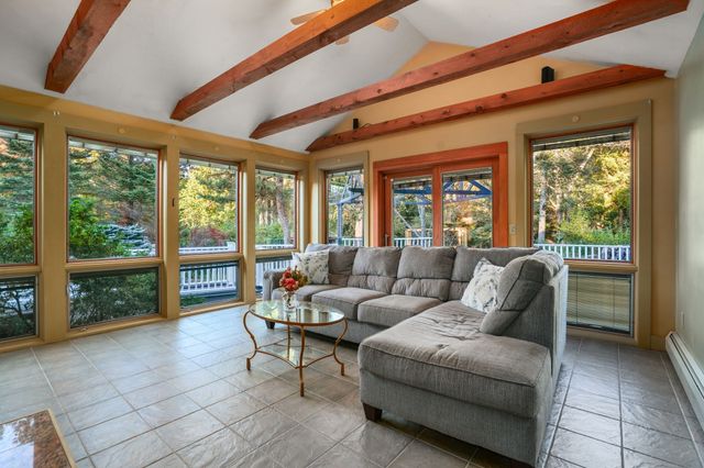 126 Brattle St, Holden, MA 01520