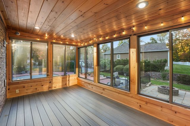 126 Brattle St, Holden, MA 01520
