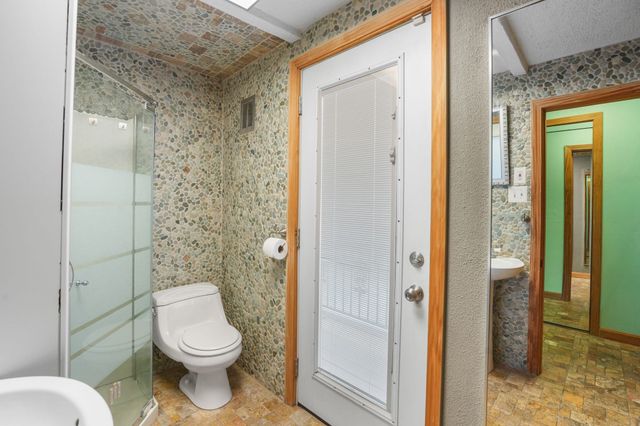 126 Brattle St, Holden, MA 01520