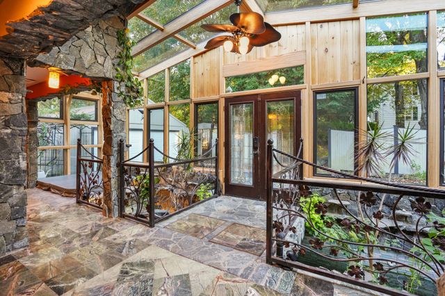 126 Brattle St, Holden, MA 01520