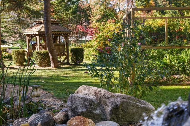 126 Brattle St, Holden, MA 01520