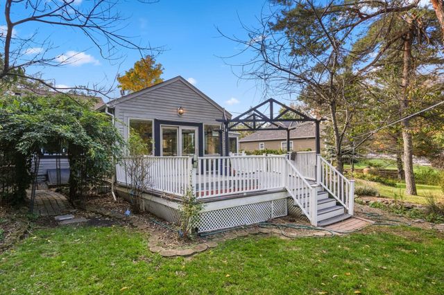 126 Brattle St, Holden, MA 01520