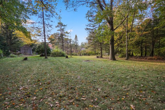 126 Brattle St, Holden, MA 01520