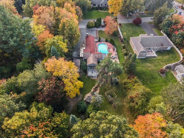 126 Brattle St, Holden, MA 01520