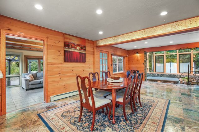 126 Brattle St, Holden, MA 01520